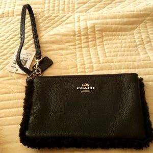 Coach wristlet lather